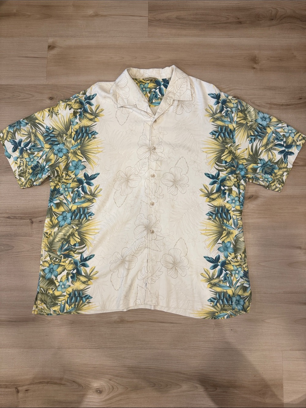 Tommy Bahama Men's XXL Floral print Silk Shirt - White with Blue & Yellow Floral